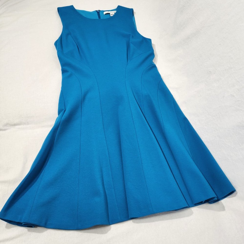 DIANE VON FURSTENBERG Minimalist Stretchy Blue Sleeveless Dress Size10 LIKE NEW! - Picture 3 of 16